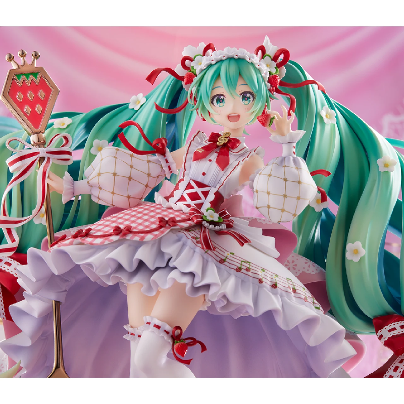 Pre-order: GSC Hatsune Miku 15th Anniversary Strawberry Cake Figure Limited edition