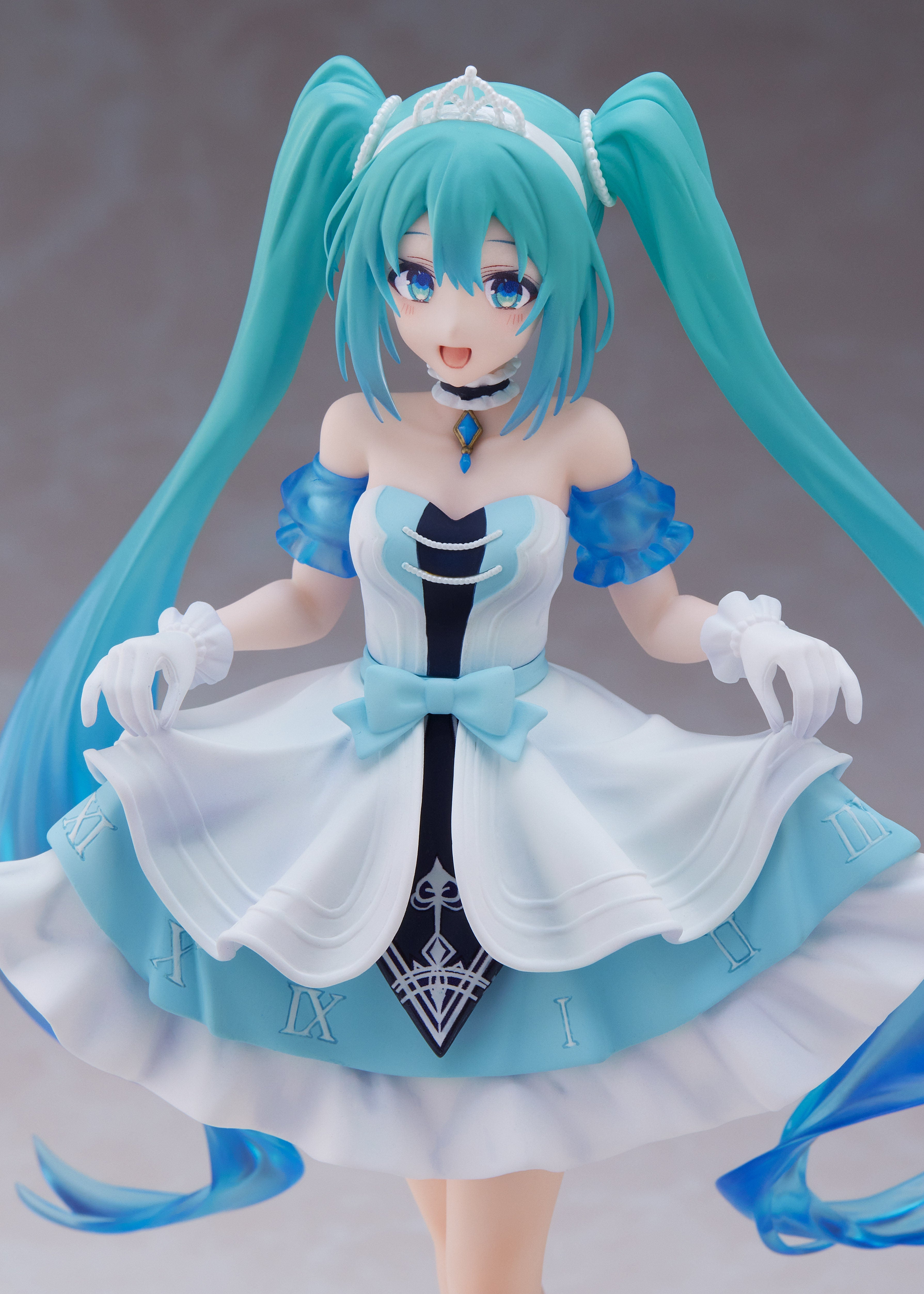 Taito Vocaloid Hatsune Miku Wonderland Cinderella Prize Figure
