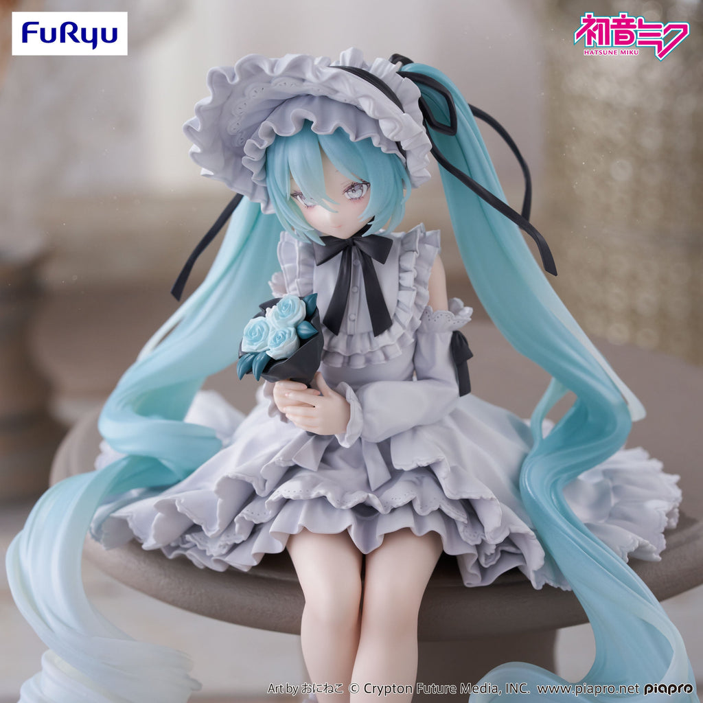 FuRyu Hatsune Miku Retro Doll Classic Doll Figure