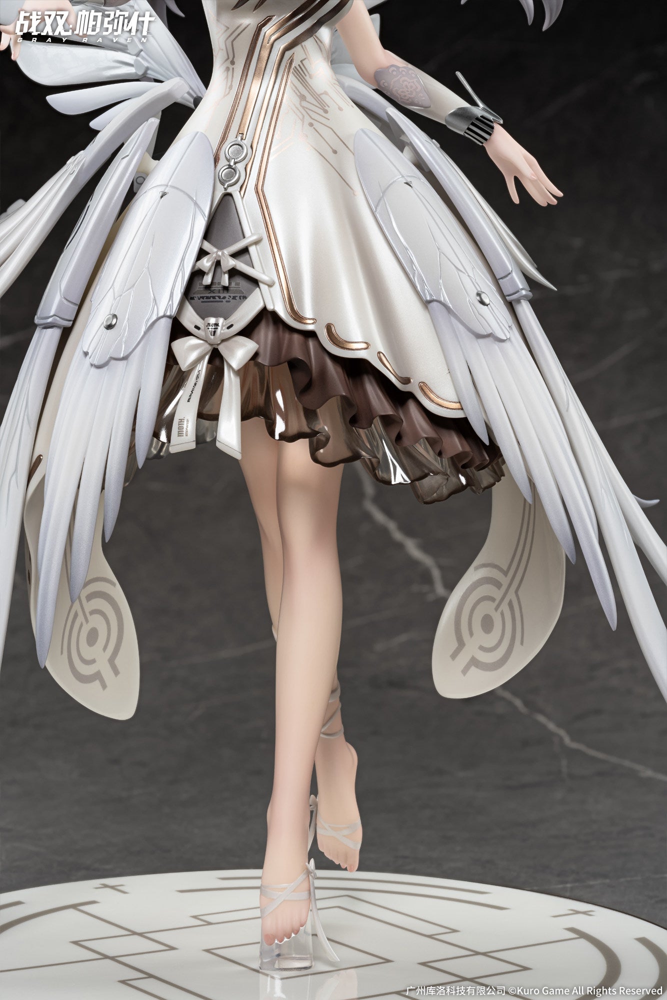 APEX 27cm Punishing: Gray Raven Liv Midnight Wings Figure