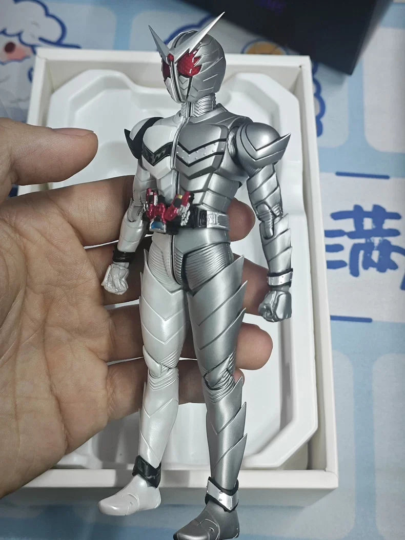 Bandai Fang Metal Bone Sculpture 1/12 Scale Finished Model, SHF, Fully Equipped, Undamaged Box and Manual, Japanese Version, Craftsman's Modification, Authentic Molded Joints