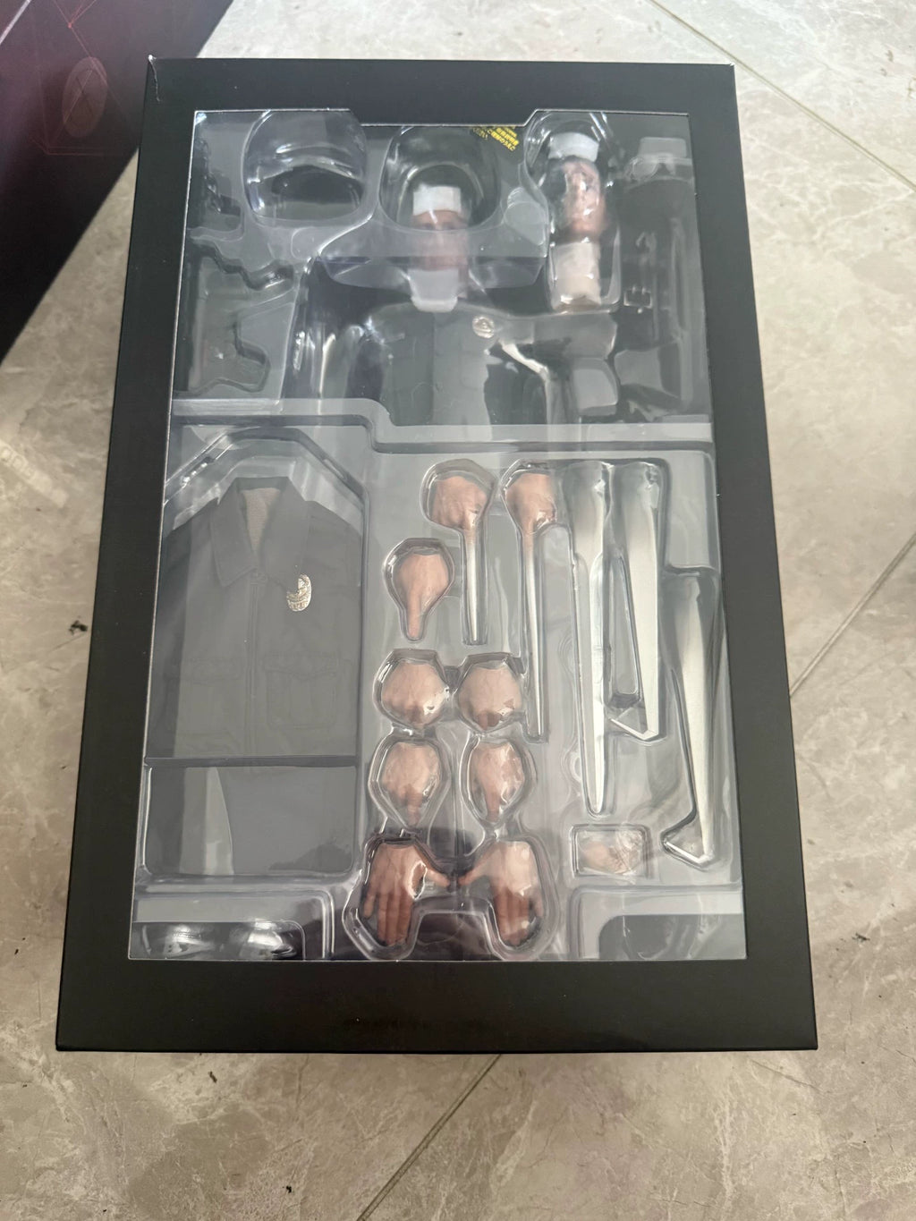 Hot Toys Terminator 2 T1000 Liquid Metal Man Robot MMS774 1/6 Scale Action Figure Version 2.0