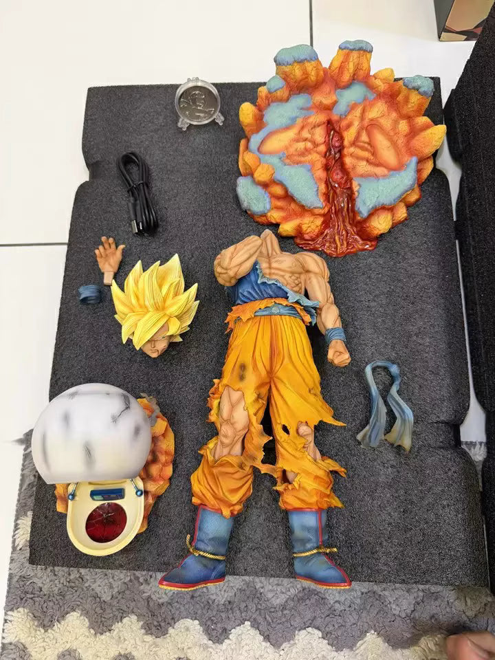 Pre-order the legendary Super Saiyan, 1/6 scale.