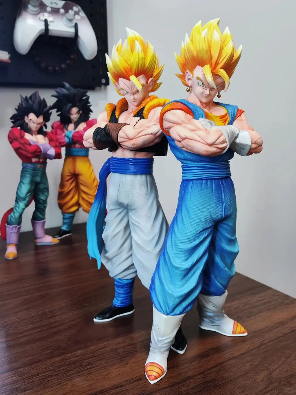 Dragon Ball Z JT Studio Gogeta & Vegito 30cm Articulated Figure Fully Painted Resin Collectible Statue, Posable Anime Model Gift