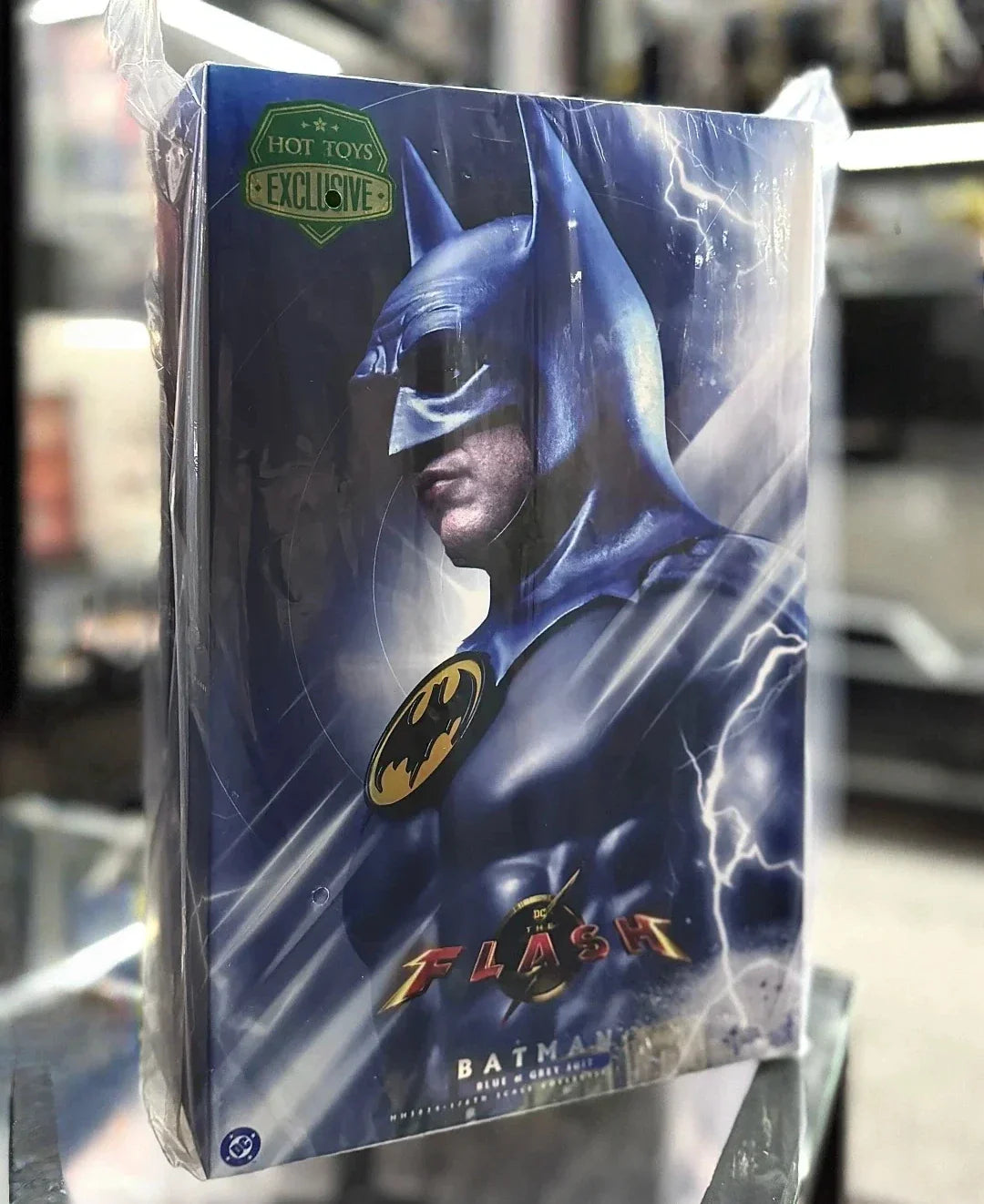 Hot Toys Batman Blau und Anzug 1:6 Sammlerfigur DC The Flash Sammlerstück für erwachsene Sammler Geburtstagsgeschenk