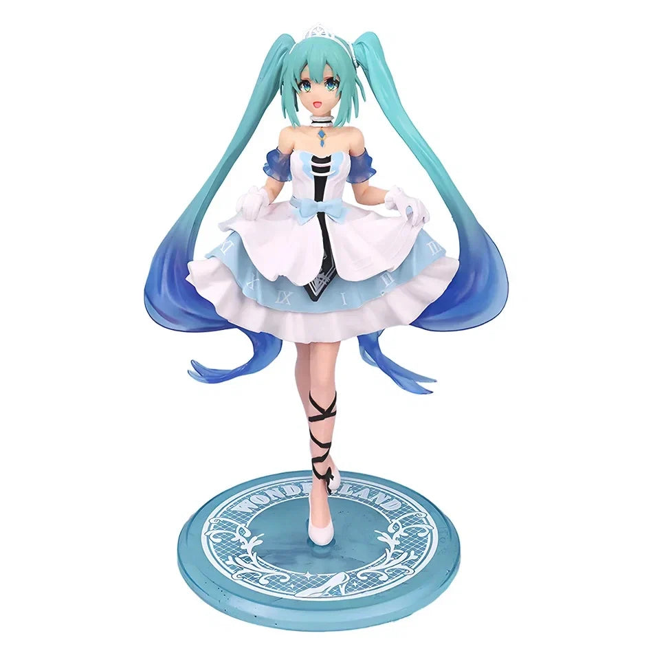 Anime Hatsune Miku 19cm Cinderella Fairy Tale Wonderland Figure, a gift for girls, an anime model ornament.