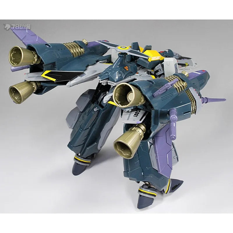 BANDAI Original DX Superalloy Series Normal VF-25S Armored Backpack/YF-25 Prophecy  Action Joint Mobility Figure Model Toys