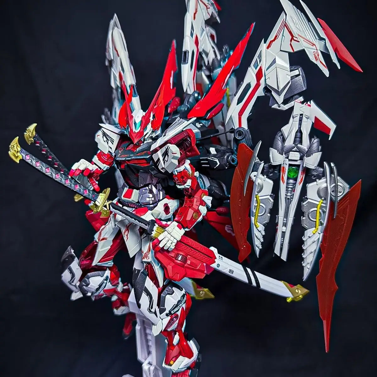 Daban 8836 Mb 1/100 Astray Red Frame Red Dragon Assembly Model Kit Action Figures Robot Figuine Plastic Models Christmas Gifts