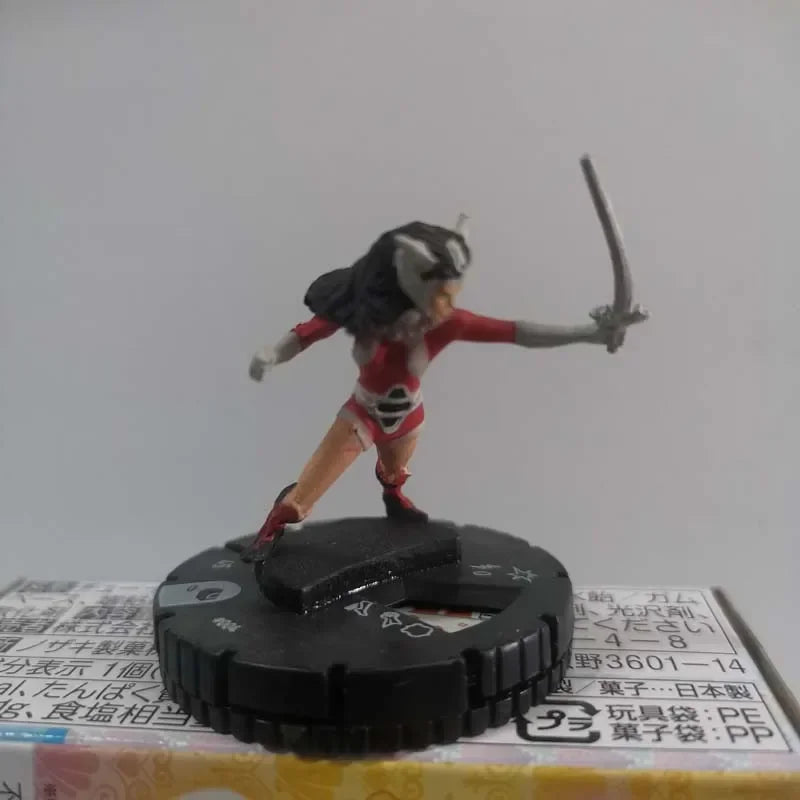 HeroClix Marveles Board Chess World Celebrates Wolverinees Magnetos Rogues Action Figures Game Models Collect Gift