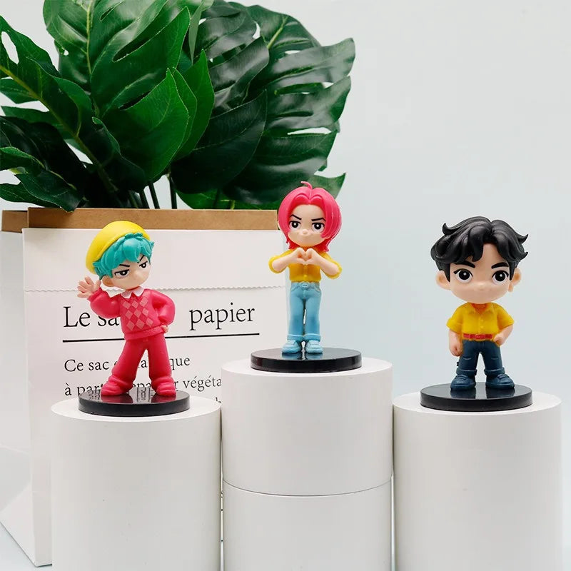 Korean wave animation Q version of the men's and women's group hunting witch figure model tiger crow rumizoe egg ornament