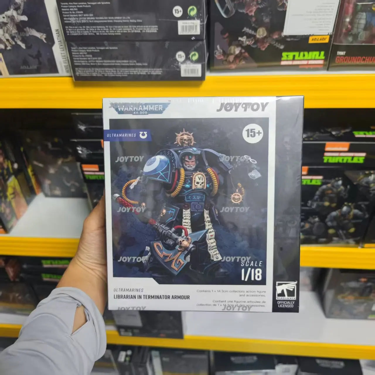 【In Stock】JOYTOY Warhammer 40K Ultramarine Terminator Armor Think Tank Armor 1/18 Action Figure