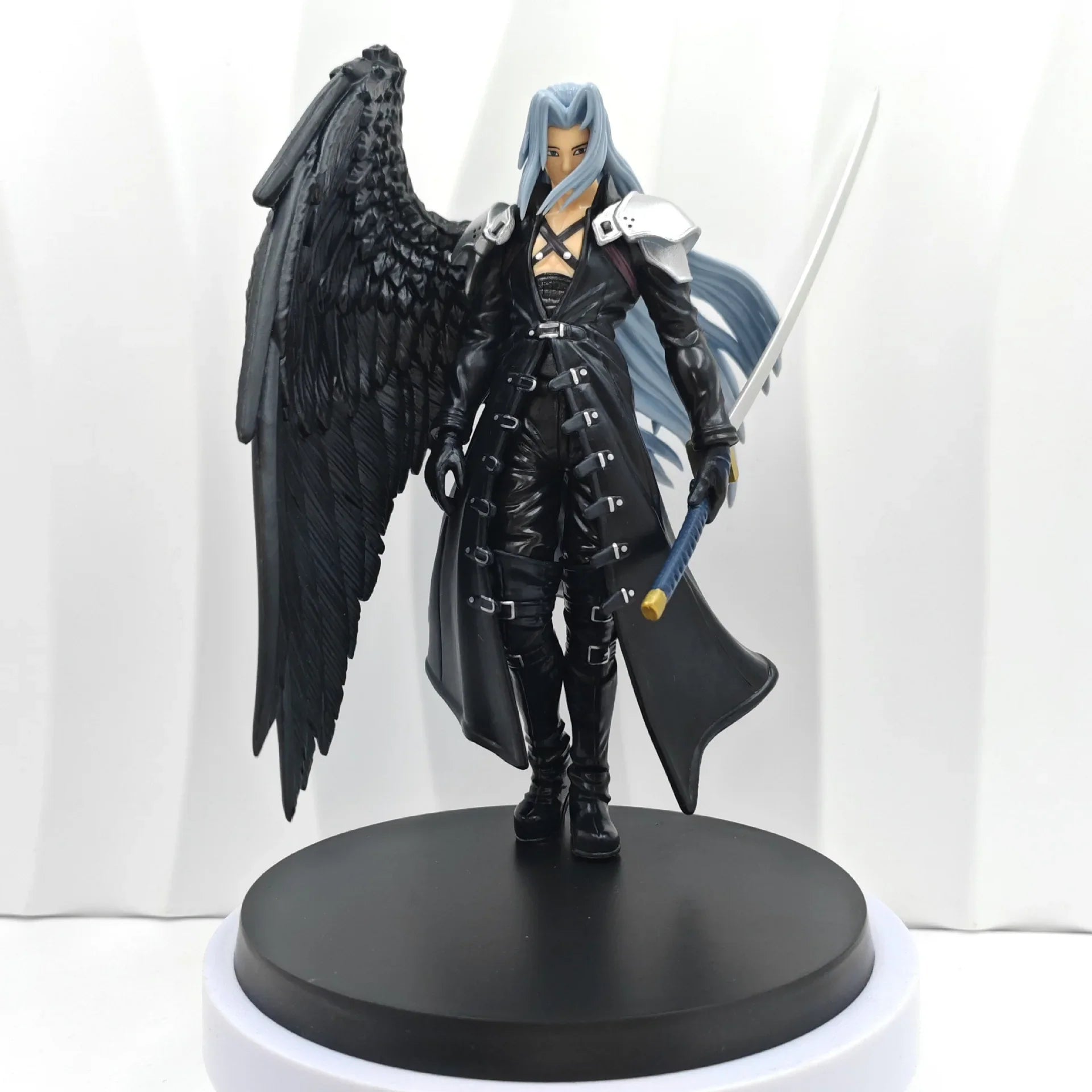 Final Fantasy 7 Sephiroth Cloud Strife Action Figure Model Desktop Peripheral Ornaments Children Toys Birthday Gift