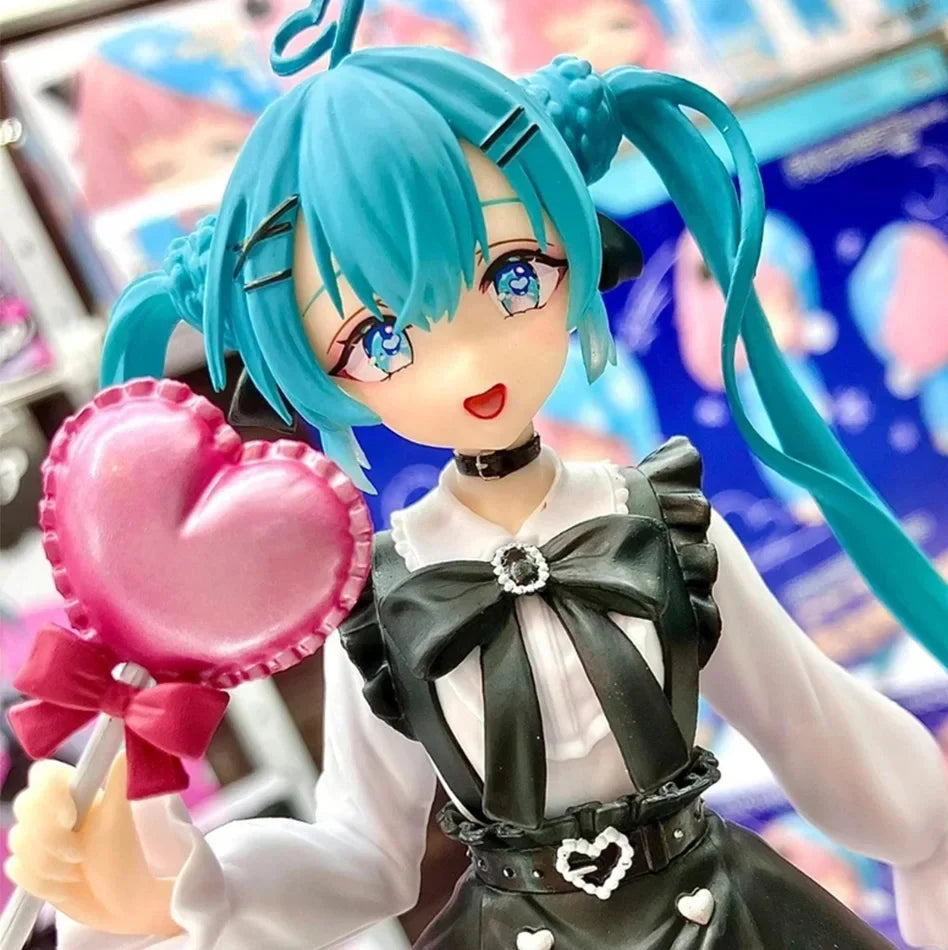 Cute girl Hatsune Miku anime character fashionable suitable for desktop decoration ornaments doll Christmas gift PVC collectible