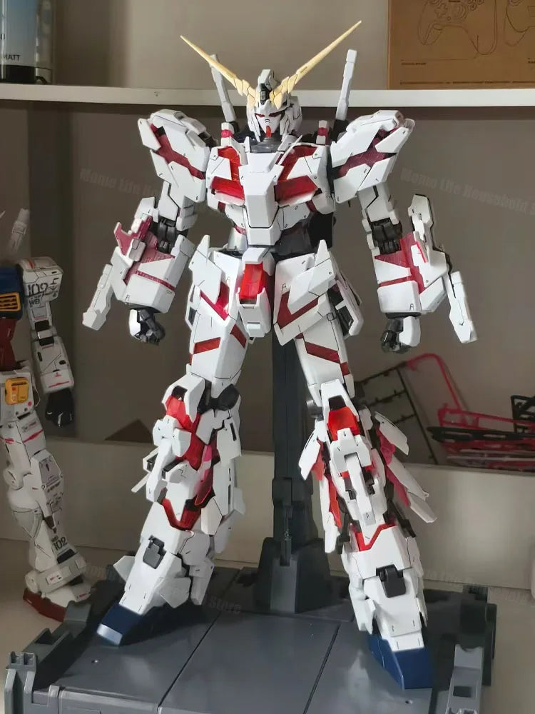 In Stock Daban PG 1/60 Unicorn Rx-0 Assembly Model Kits Plastic skeleton Kits Anime Action Figure Robot Plastic Model Gifts Toys