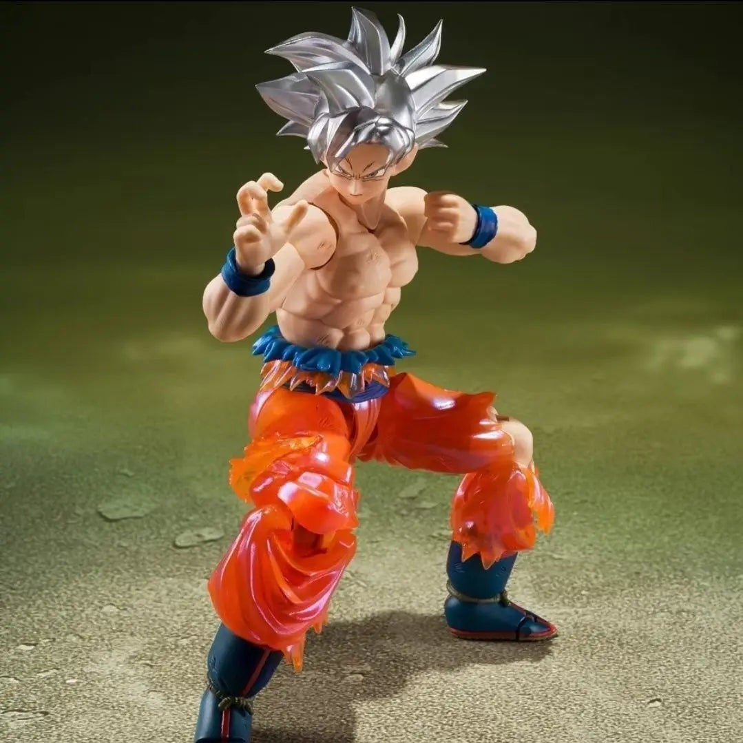 Original Bandai S.H.Figuarts Son Goku Ultra Ultra Instinct Action Figures Toys Pvc Model Transcendent Limit Break Collection