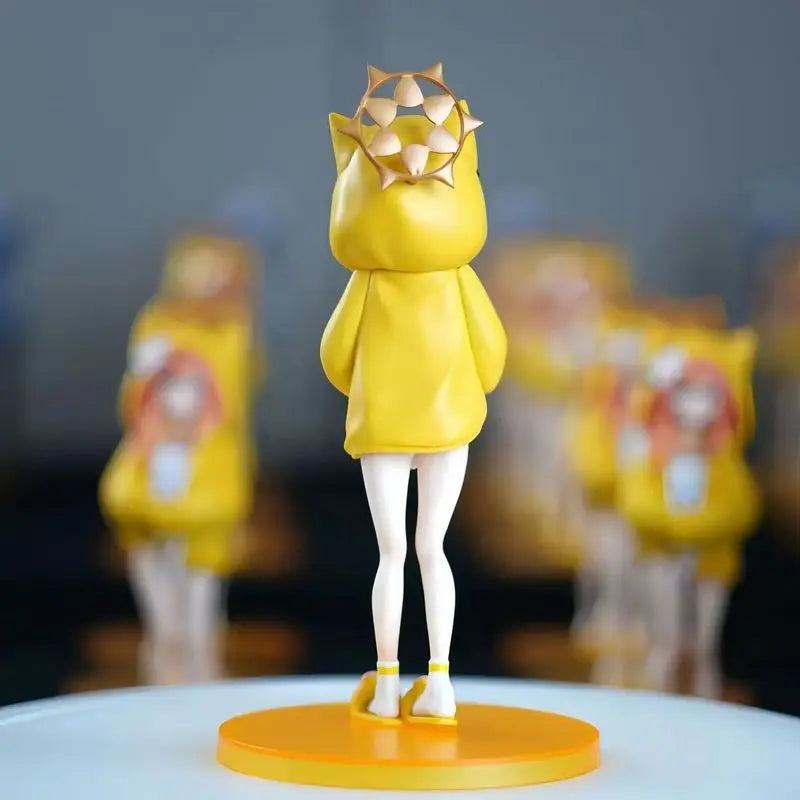 19cm Blue Archive Iochi Mari Standing Position Game Girl Figure Model Statue Boys Collection Desktop Decoration Ornament Toys