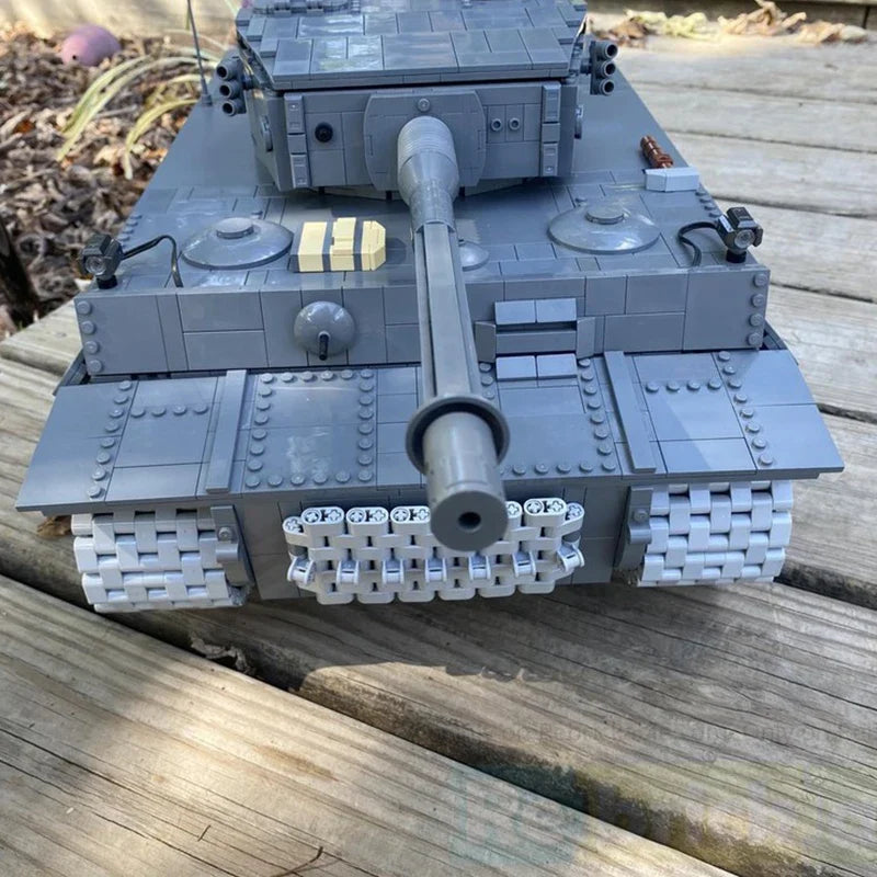 Germany Armed Forces Famous Tiger 1 Heavy Tank Model Building Blocks Advanced Military Vehicles Technology Bricks Kid Xmas Toys