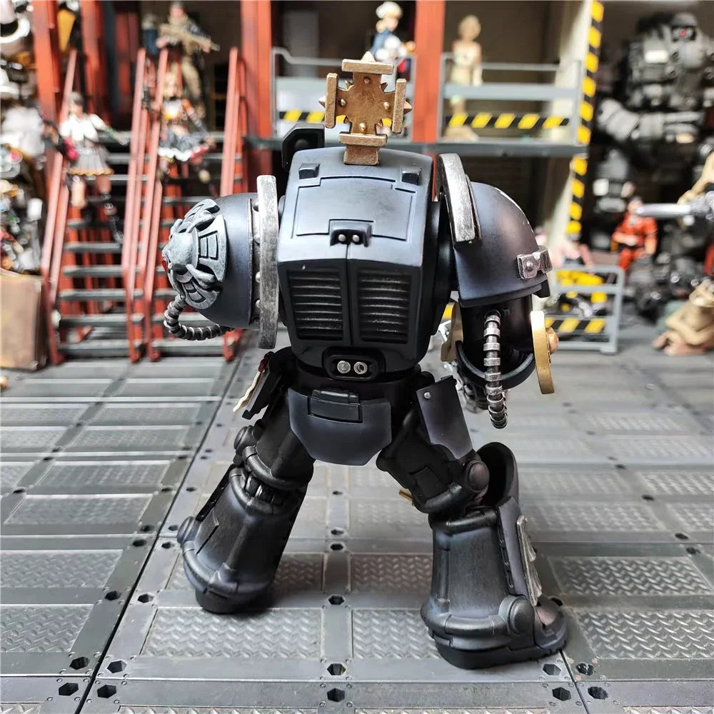 【In Stock】JOYTOY 1/18 Action Figure Warhammer 40K Iron Hands Captain in Terminator Armour  Toy