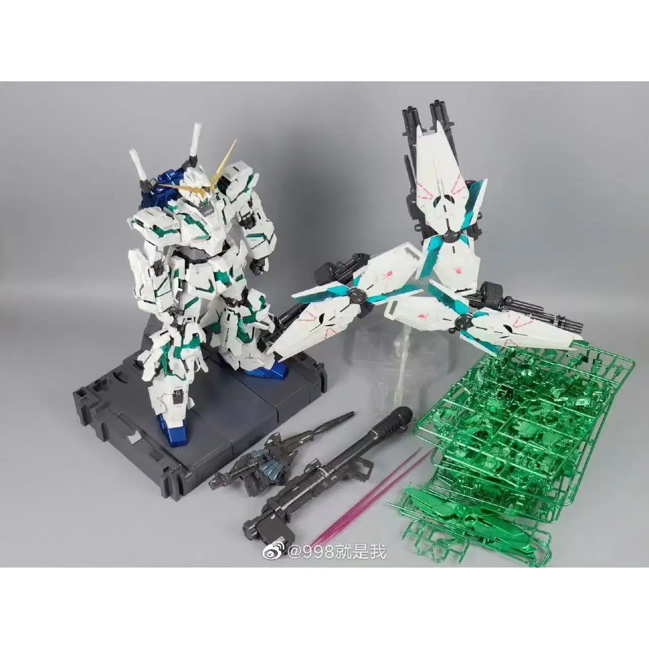 DABAN 1/60 PG RX-0 Unicorn Final Battle Ver Assembly Model Kits Plastic skeleton Anime Action Figure Robot Plastic Model Toys
