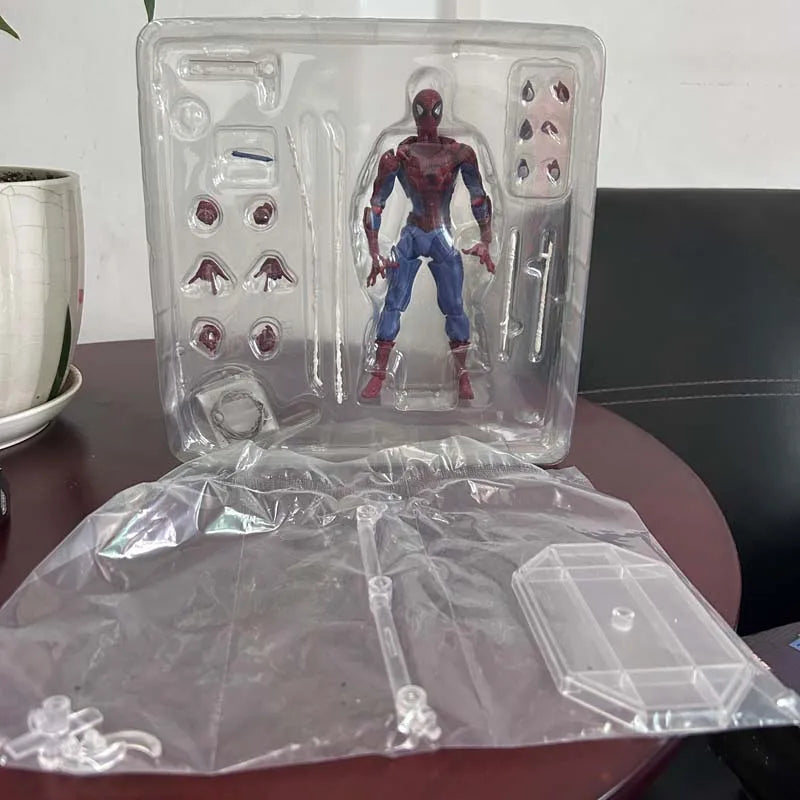 Revoltech Amazing Yamaguchi Spiderman Spider-man Peter Parker Action Figure Collection Model Toys Figurine Birthday Present