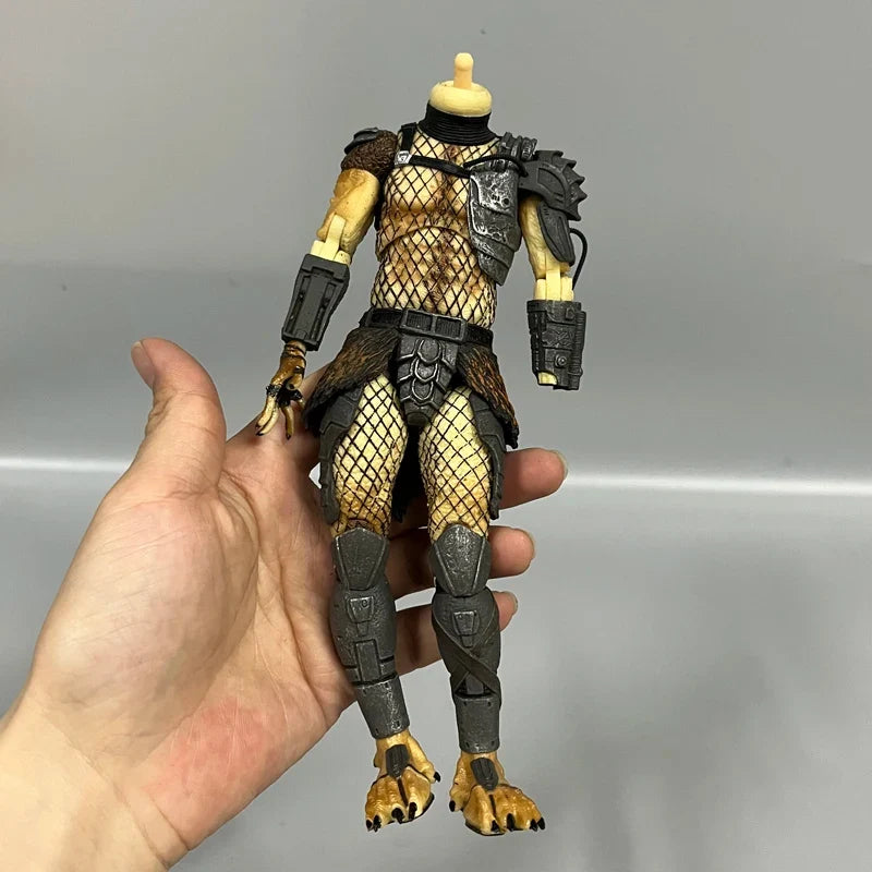 NECA Alien Vs Predator 7 Inch Action Figure  Body Model DIY Assembly Fighting Dog Toy Collectible Statue PVC Material