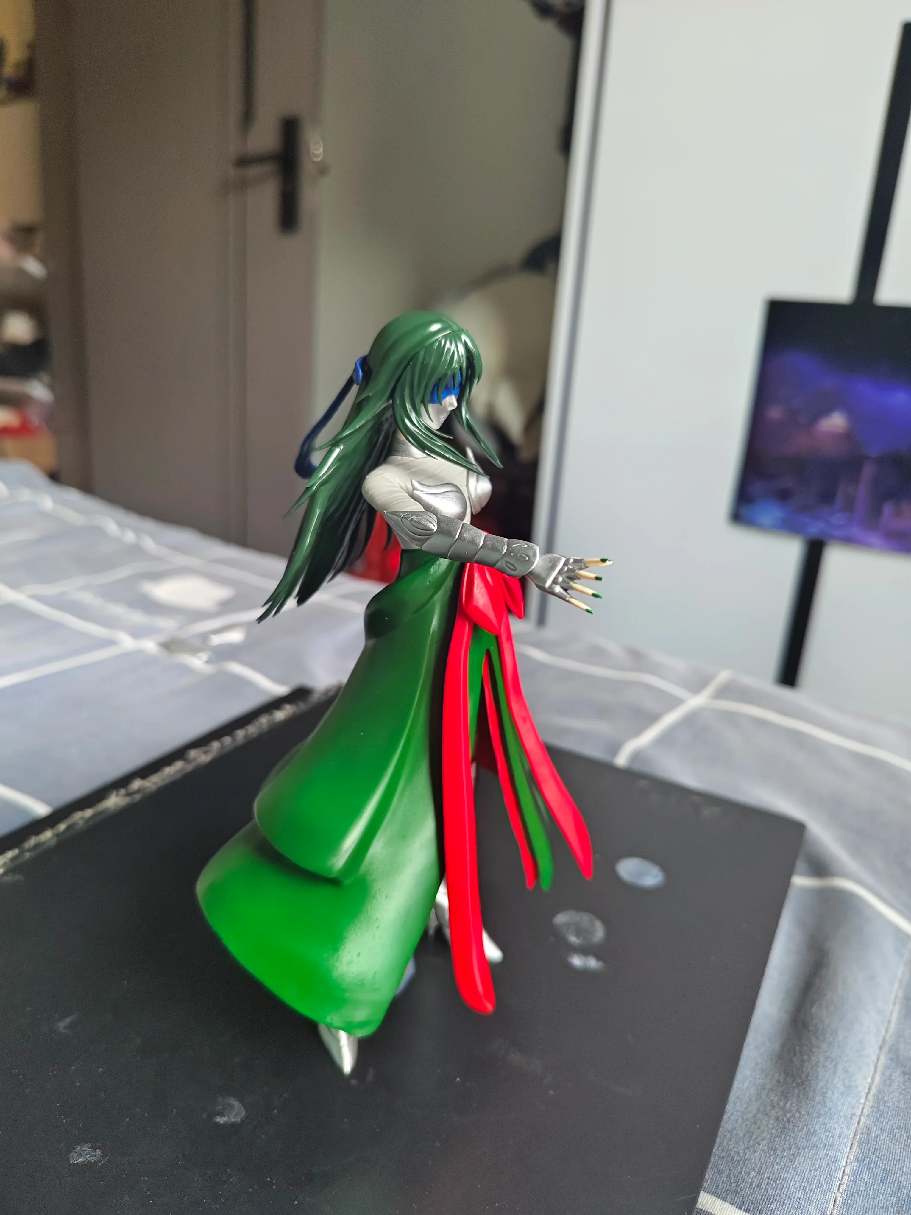 Saint Seiya Omega: Peacock Mayura - Saintia Sho Female Silver Saint Resin Statue Collectible Model