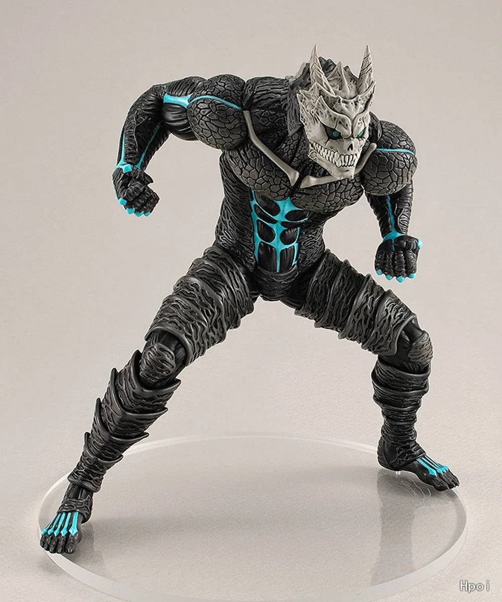 13CM Anime kaiju No.8 Figure Monster Anime Characteristics of Standing Posture And Punching Model Toy Gift Action Figure PVC