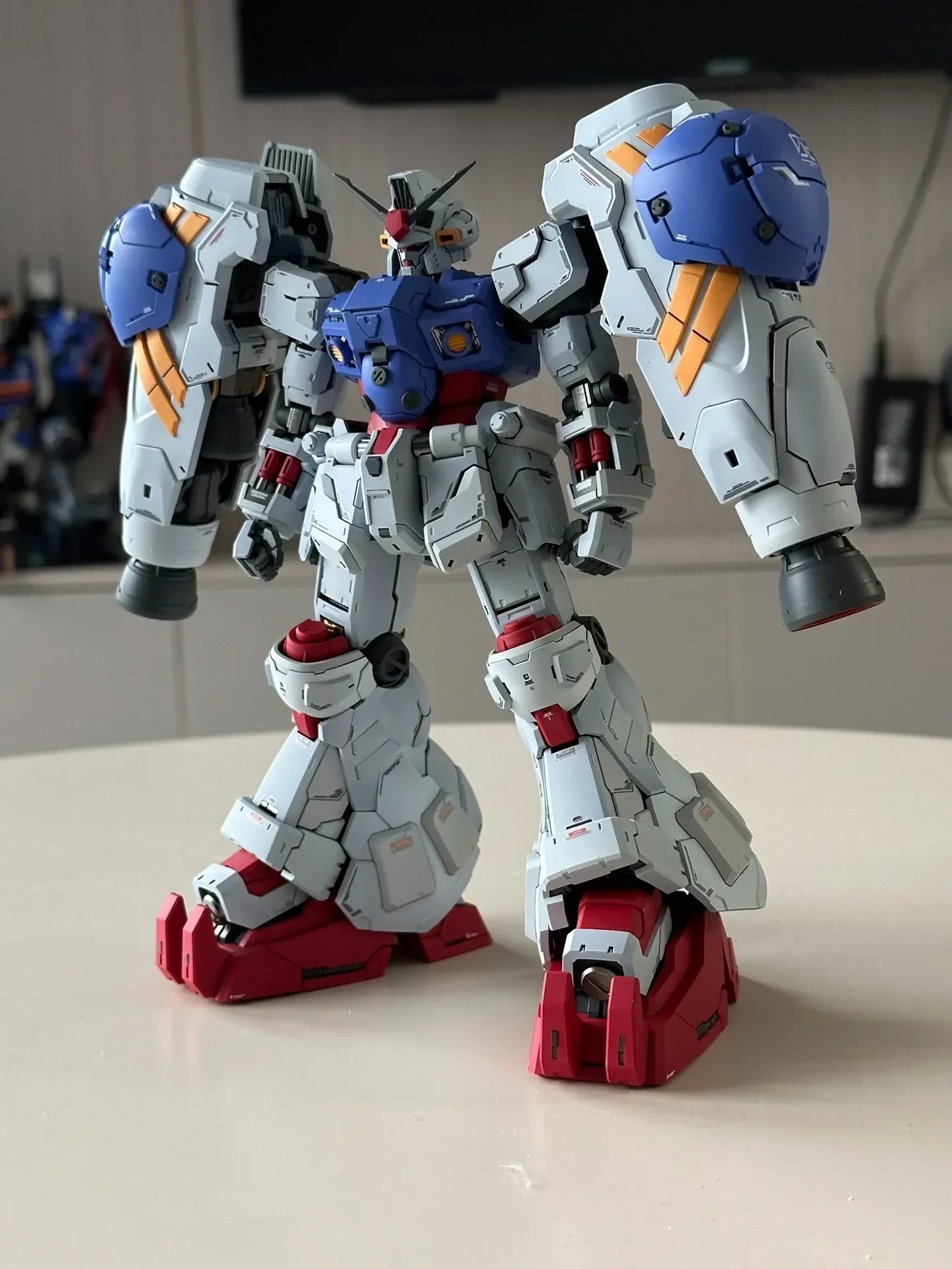 In Stock SOLOMON PHYSALIS MG 1/100 Assembly Model Kit GP02 Sour Berry Multi-layer Skeleton Action Figures Robot Plastic Custom