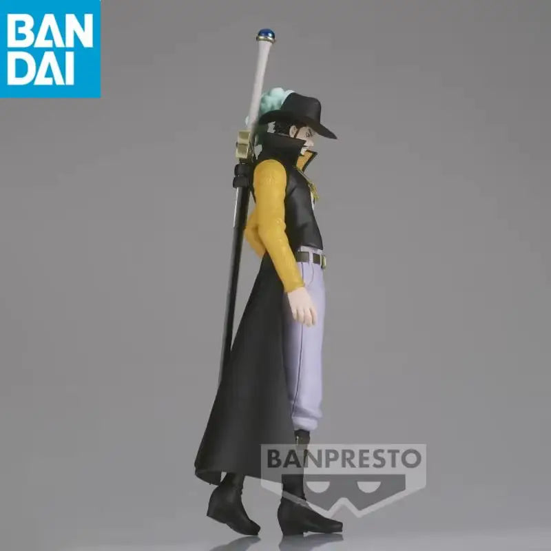 In Stock Original Bandai Banpresto Anime One Piece The Shukko Dracule Mihawk Genuine Pvc Action Figure Model Collectible Toys
