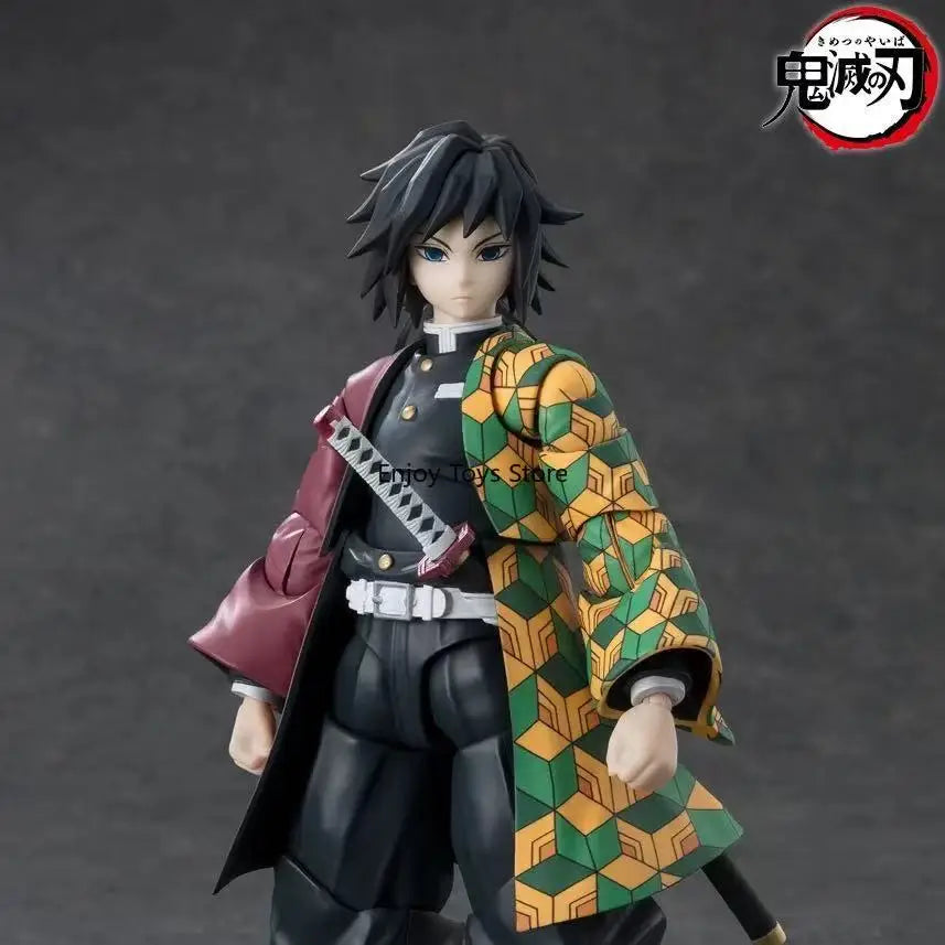 In Stock Bandai SHF Demon Slayer: Blade of Demon Slayer: Water Pillar: Breath of Water Tomooka Yoshiaki Can Use A Model
