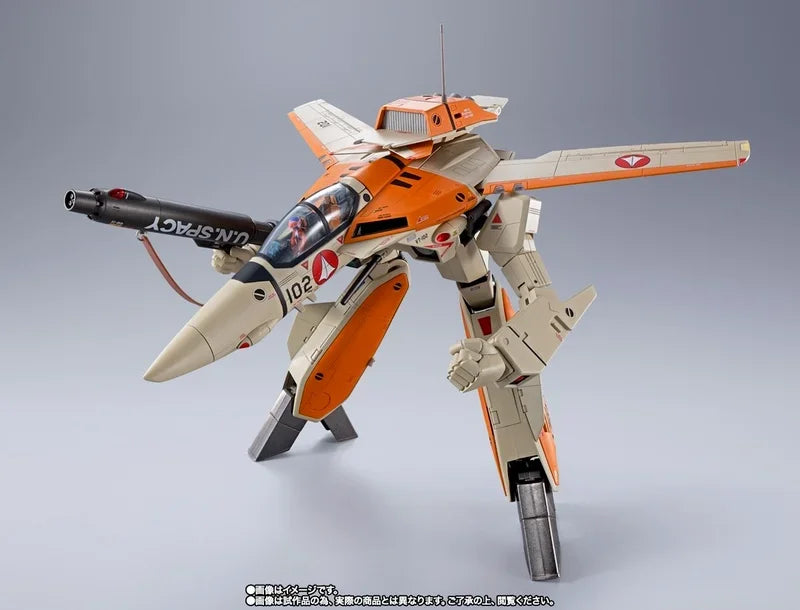 BANDAI DX Super Alloy Soul VF-1D U.N.Spacy Valkyrie Fan Racer Special Macross Series Action Figure Model Kids Assembly Toy Robot