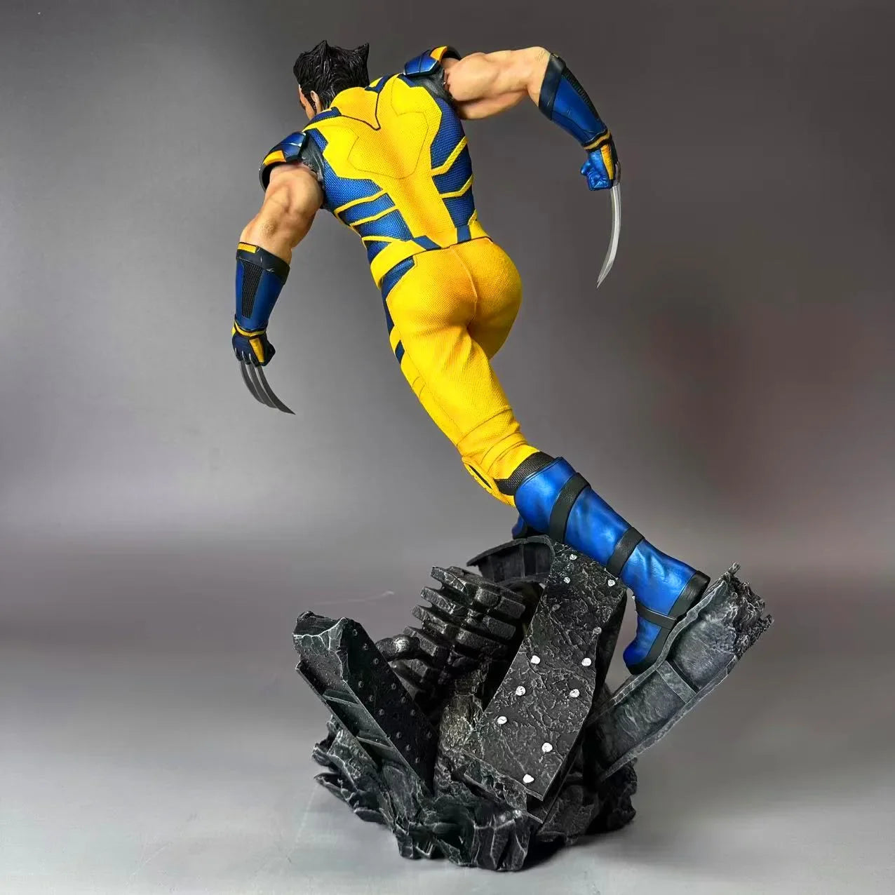 52cm Brand New The Avengers Movie Figure Wolverine Peripheral Resin Model Statue Desktop Decorate Ornaments Birthday Gifts Toys