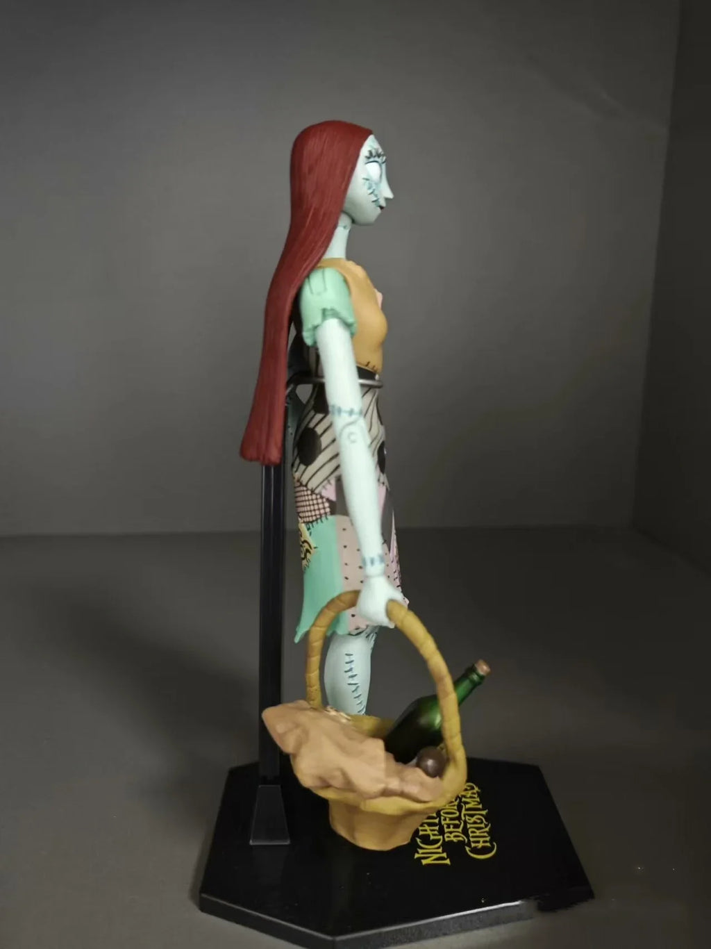 Disney Jun Planning Nightmare Before Christmas Sally Action figures Series 1 Halloween gift The packaging does not include a box