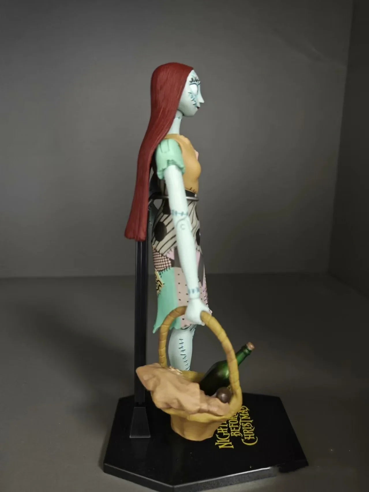 Disney Jun Planning Nightmare Before Christmas Sally Action figures Series 1 Halloween gift The packaging does not include a box