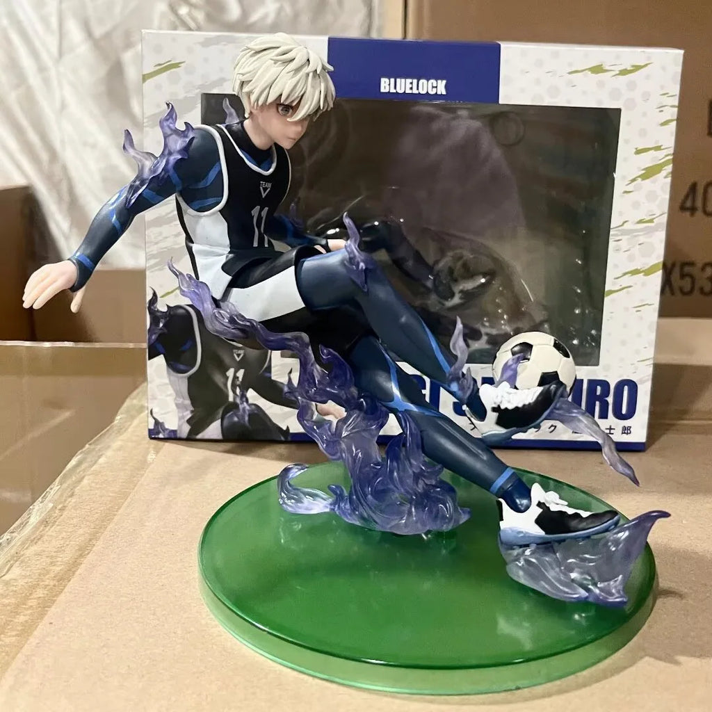 18CM Anime BLUE LOCK Nagi Seishiro Figure Football Style Special Effects Parts Model Toy Gift Collection Aciton Figure PVC