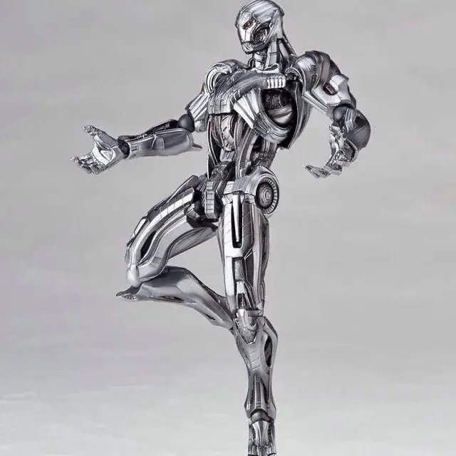 17cm Ultron Action Figure Avengers Kaiyodo Amazing Anime Figurine Pvc Ko Models Customized Soilder Statue Collectible Toy Gift