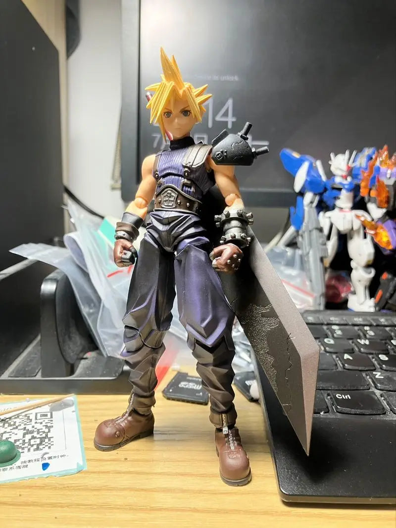 Spot Authentic Se Kai (Pa Kai) Bringarts FinalFan tasy Vii Cloud Motorcycle Vehicle Figure Gift