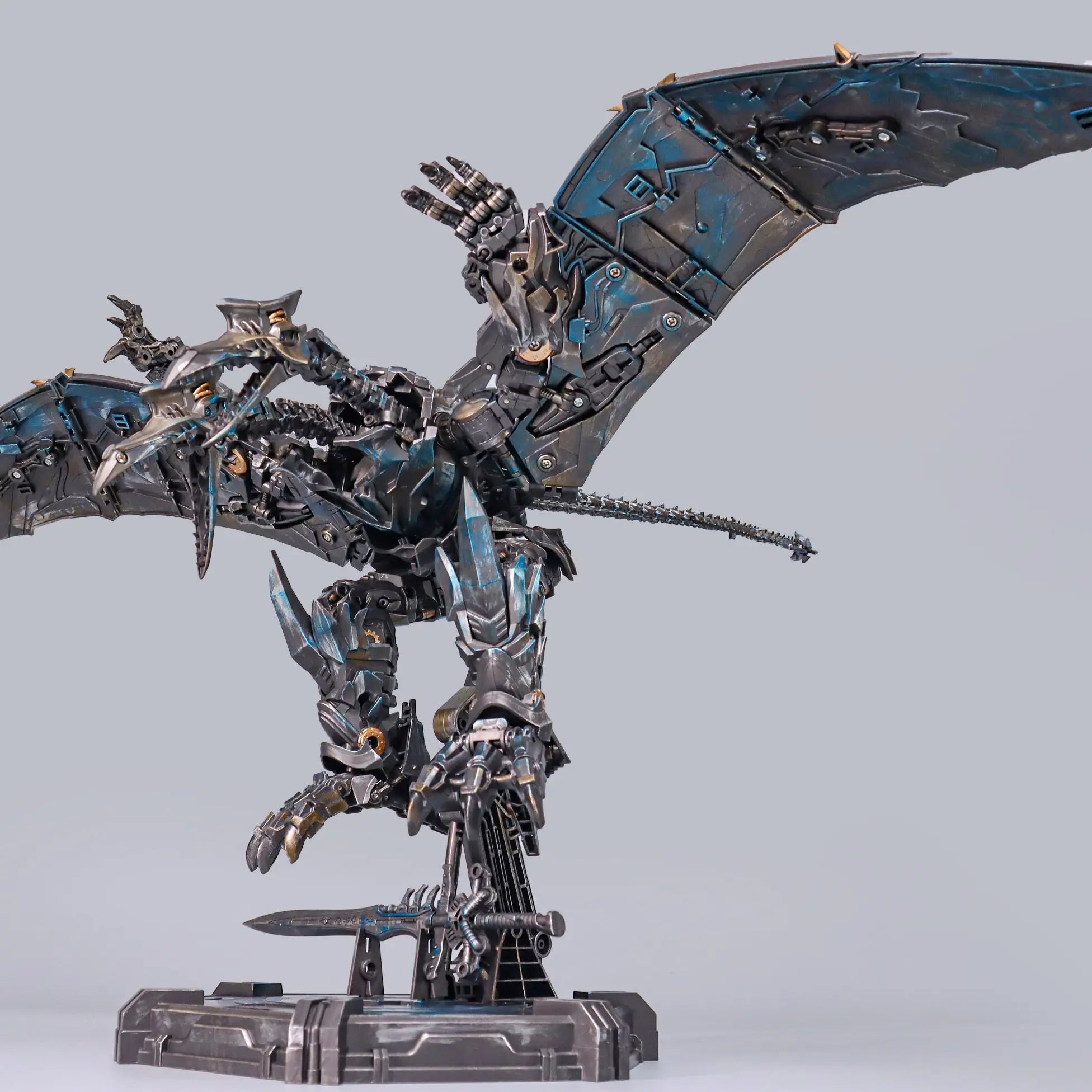 IN STOCK BAIWEI Transformation TW-1104 TW1104 Strafe Robot Swoop Action Figure 27CM Wing Dragon Model Dinobot