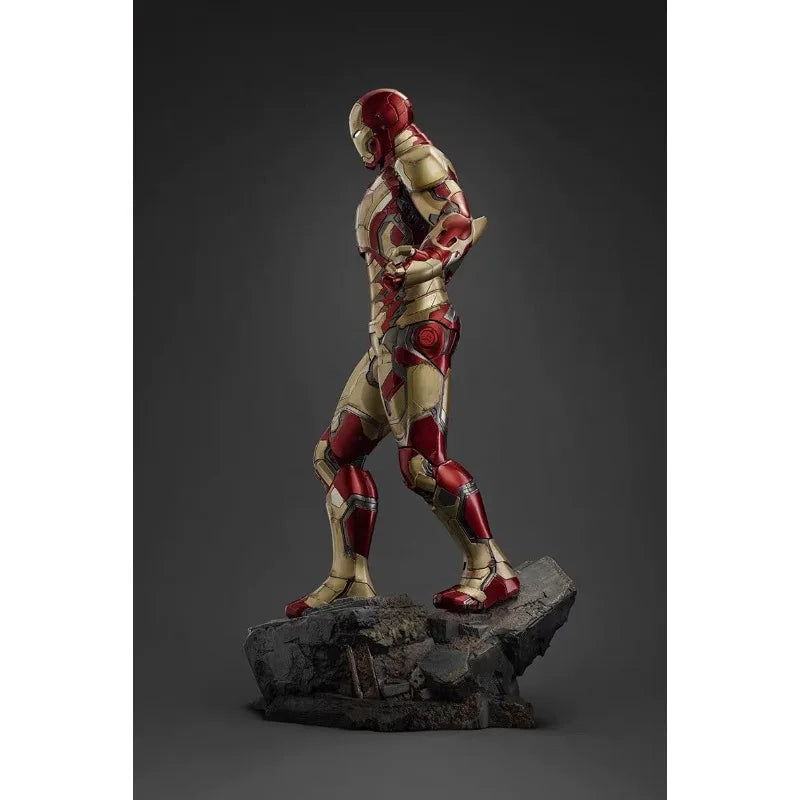 1/4 Marvel Comics Figure Iron Man Can Glow High-end Resin Anime Collection Model Desktop Ornaments Holiday Gifts Children Toys