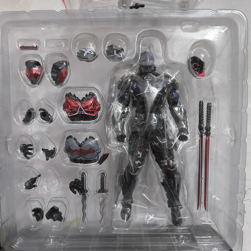 Revoltech Yamaguchi Black Panther Figure 024 Bruce Wayne Arkham Knight Figure King of Wakanda Action Figure Model Batman Toy