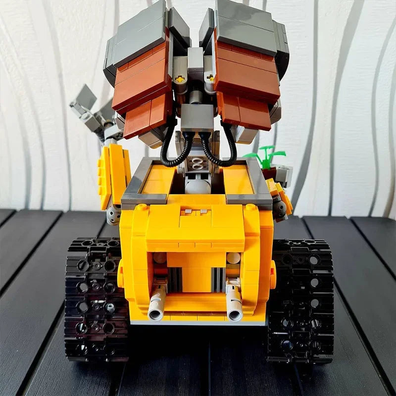 Hot 687PCS Creative Wall E Robot MOC Building Blocks 21303 DIY Model Home Decoration Gift Toys For Kids Adult