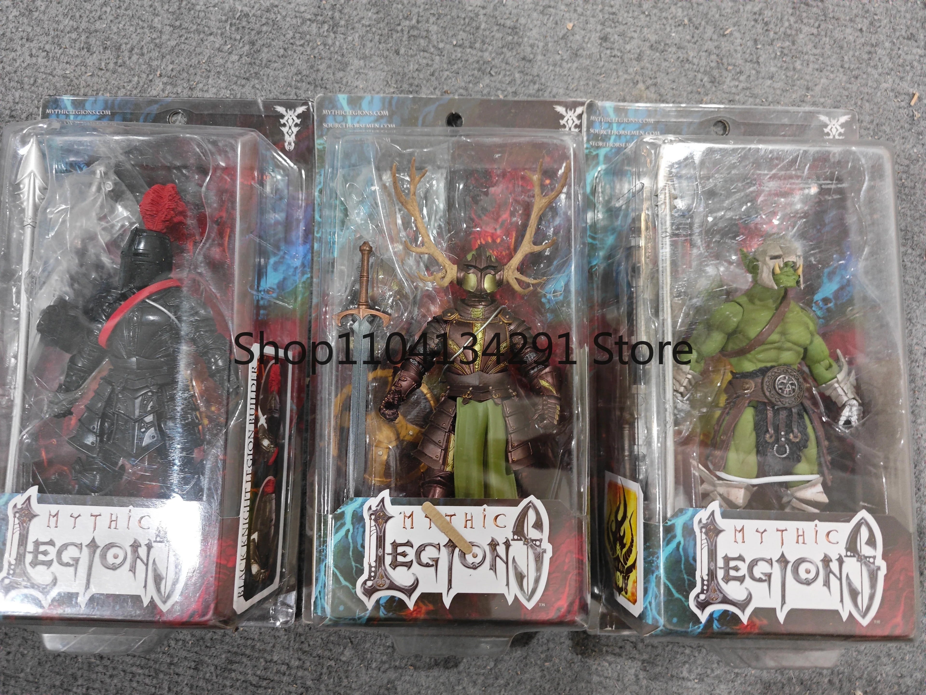 Original Edition Four Knights Mythic Legion Silverhorn Sentinel Silberrüstung Tiermensch Schwarzer Ritter Actionfigur