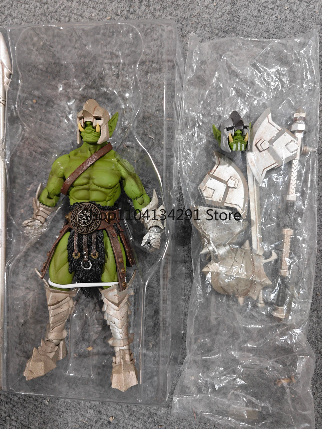 Original Edition Four Knights Mythic Legion Silverhorn Sentinel Silberrüstung Tiermensch Schwarzer Ritter Actionfigur
