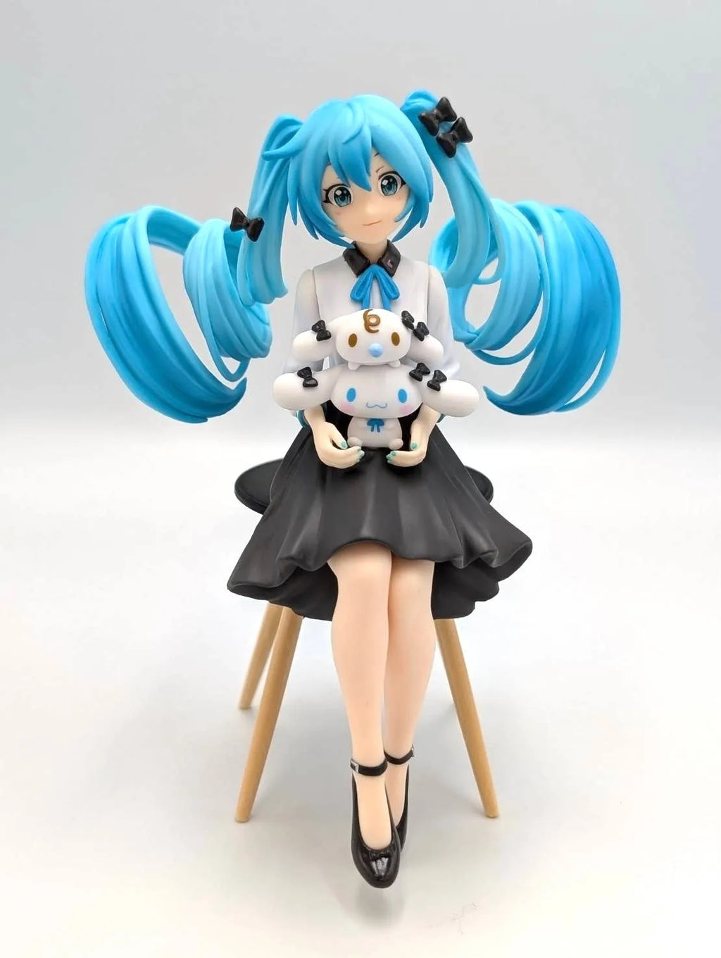 14CM Anime Hatsune Miku Big Eared Dog And MILK Noodle Stopper Figure Peripheral Models Decorative Decorations Children Gift
