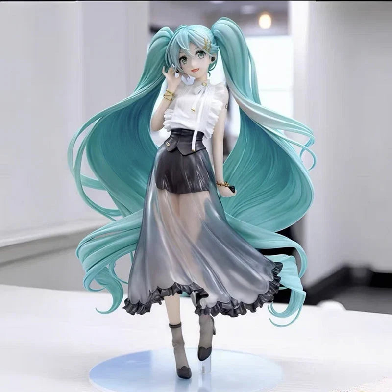 Hatsune Miku Casual Wear 27cm Standing Pose Anime Figure Model Statue Desktop Decoration Gift Collection