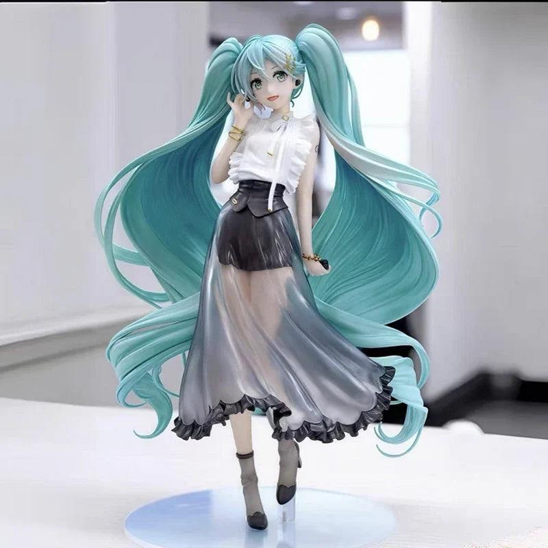 Hatsune Miku Casual Wear 27cm Standing Pose Anime Figure Model Statue Desktop Decoration Gift Collection