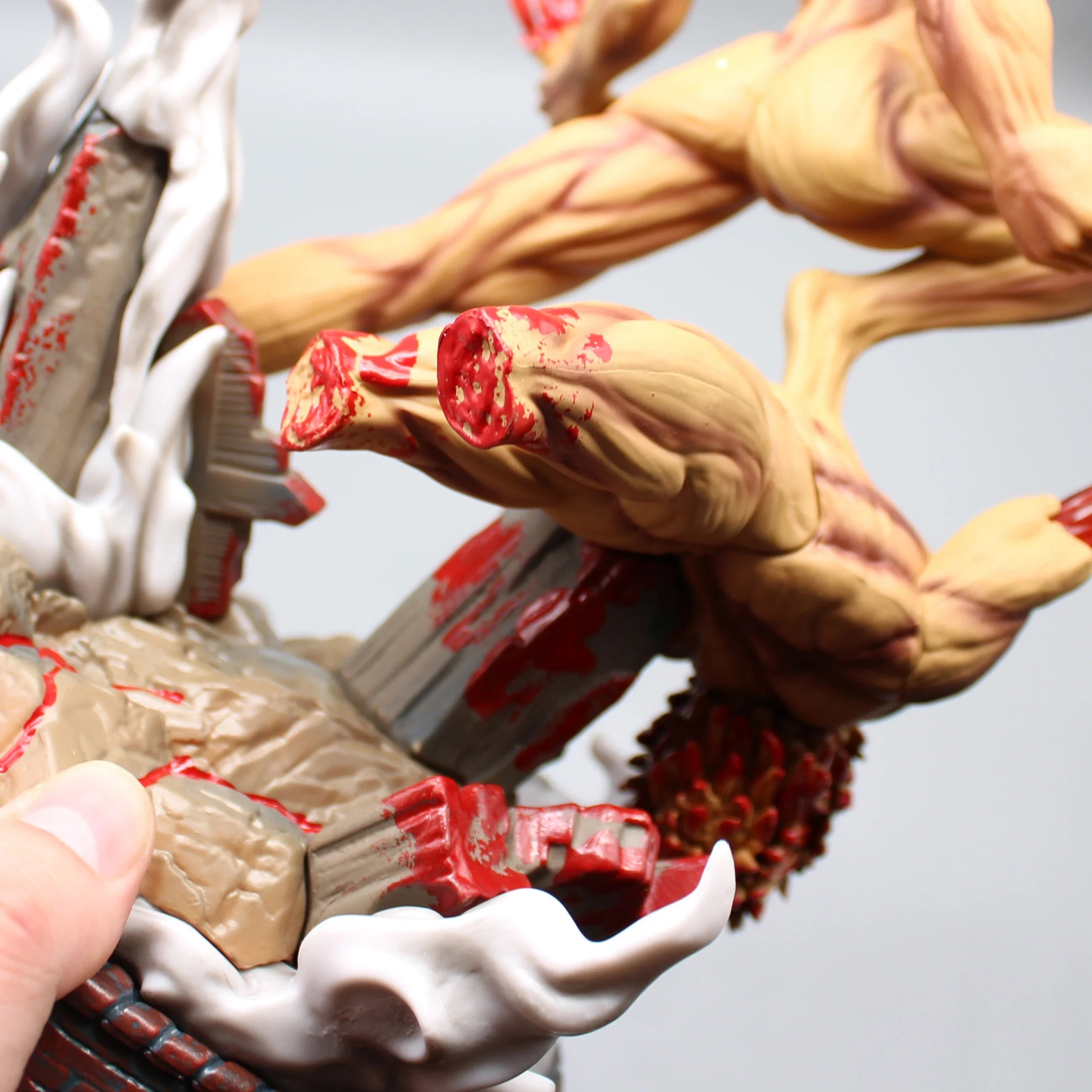New Attack On Titan Anime Figure The Armored Figures 29cm Titan Eren Jager Action Figurine Model Pvc Statue Ornament Toys Gifts