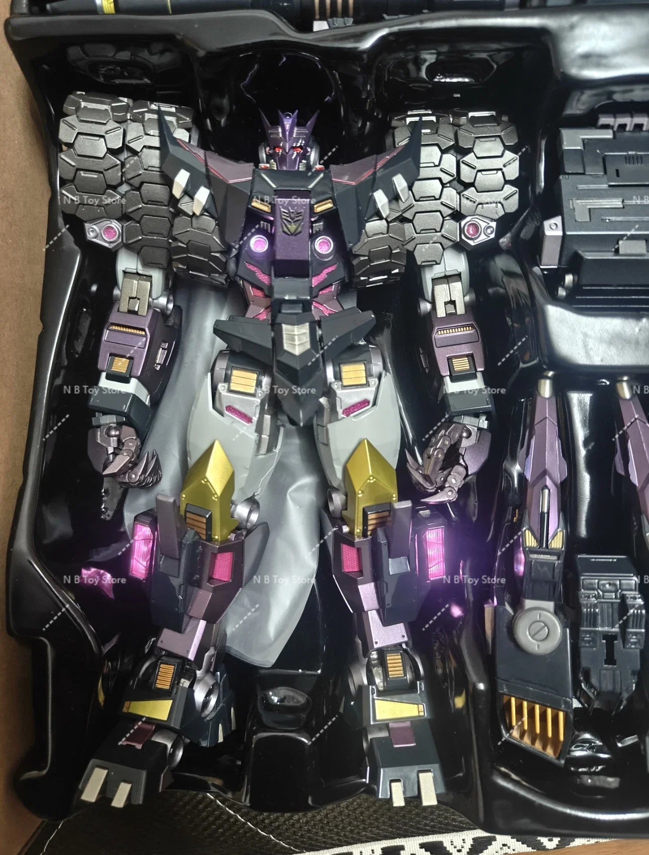 【In Stock】Transformed Toys MC Muscle Bear Limited Edition Tarn Galvanized Version with Official Website Additional Sound Gun