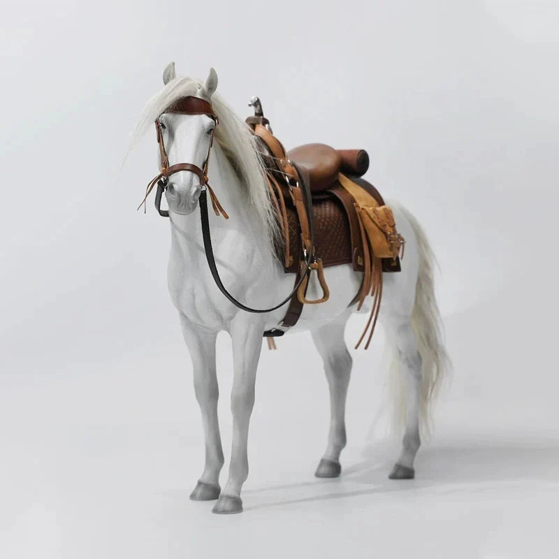 JXK 1:6 Weißes Pferd Wilder Westen Cowboypuppen Reittier mit Geschirr Tier Harzmodell passend für 12-Zoll-Actionfigur Soldat