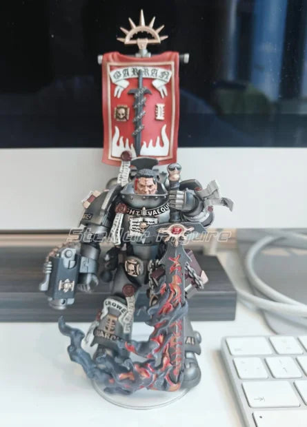 【SF】JOYTOY Warhammer 40K 1/18 Action Figure Grey Knights Castellan Crowe Model Toys Gifts Collection Ornaments
